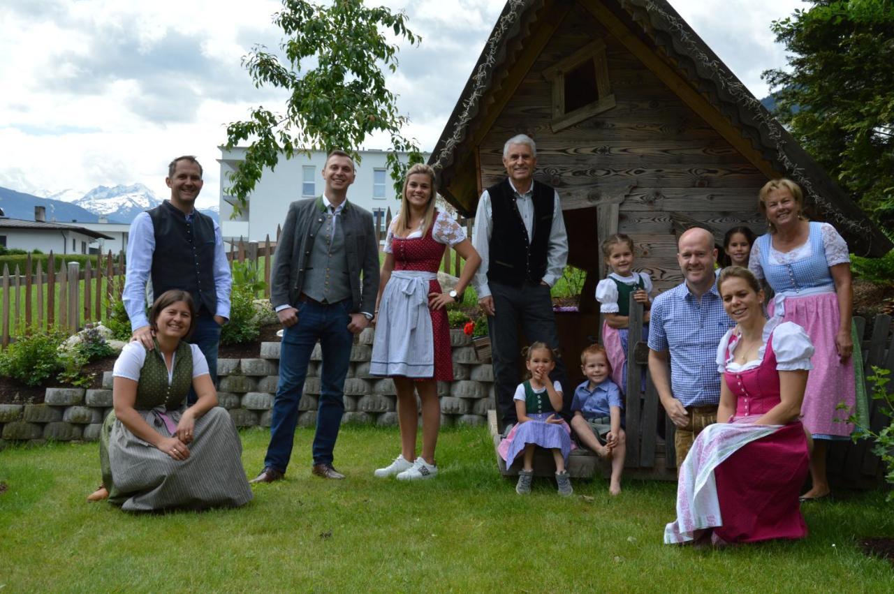 Hotel Landhaus Zillertal Fügen Buitenkant foto