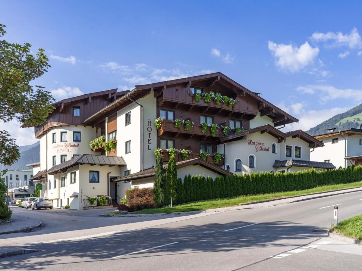 Hotel Landhaus Zillertal Fügen Buitenkant foto