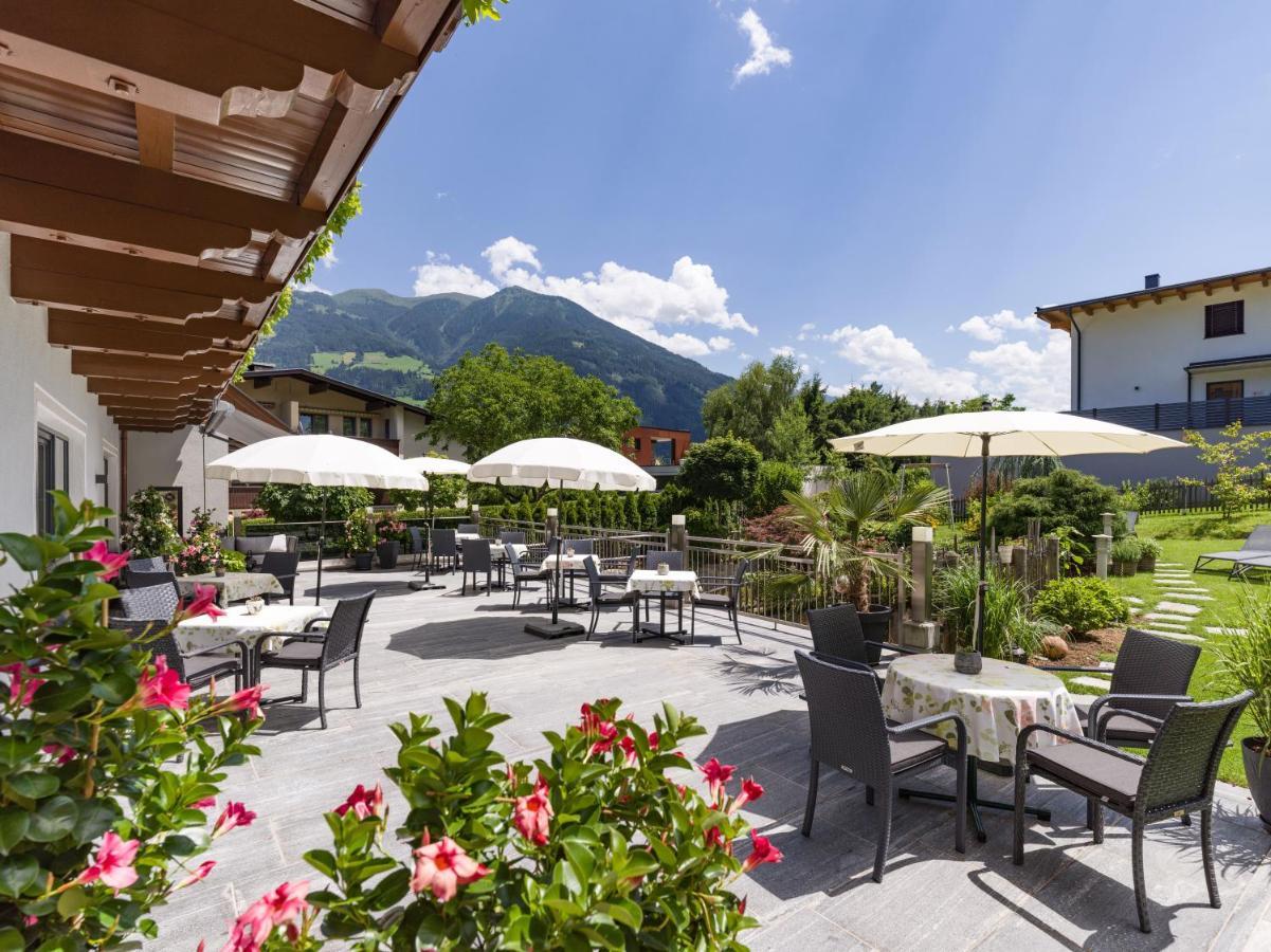 Hotel Landhaus Zillertal Fügen Buitenkant foto