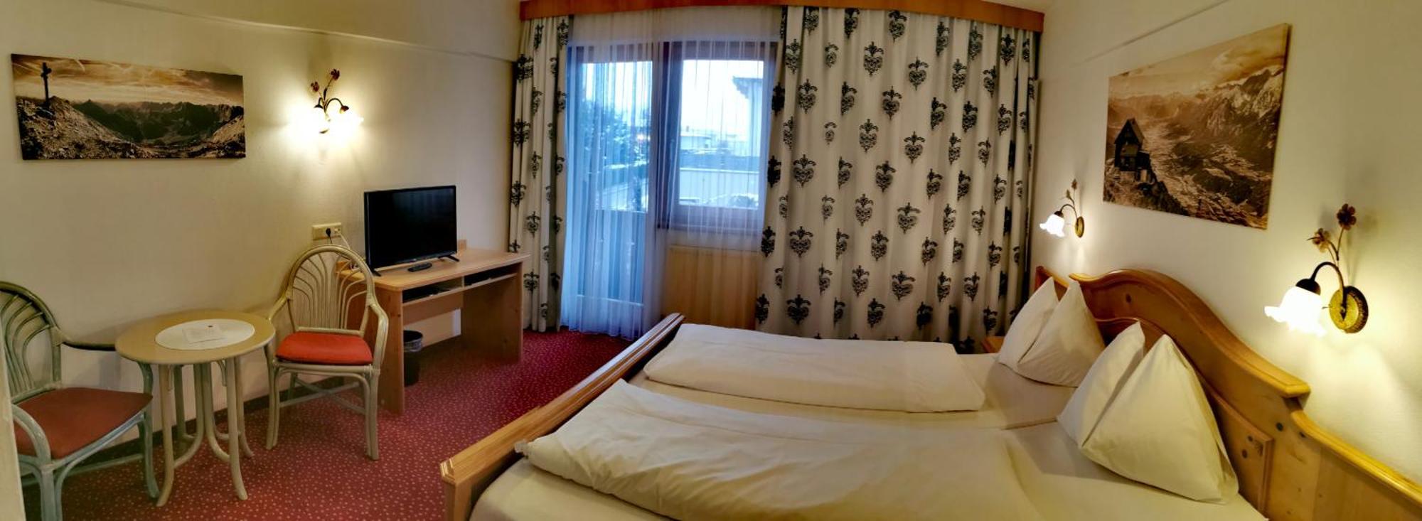 Hotel Landhaus Zillertal Fügen Buitenkant foto