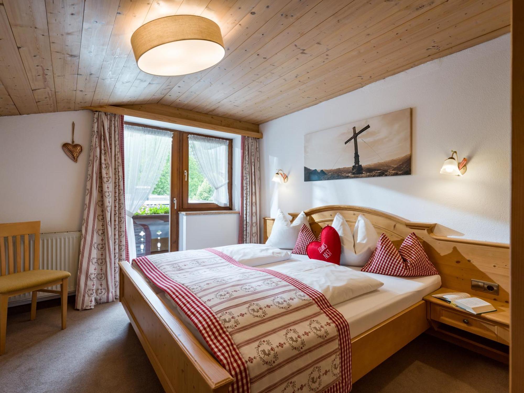 Hotel Landhaus Zillertal Fügen Buitenkant foto