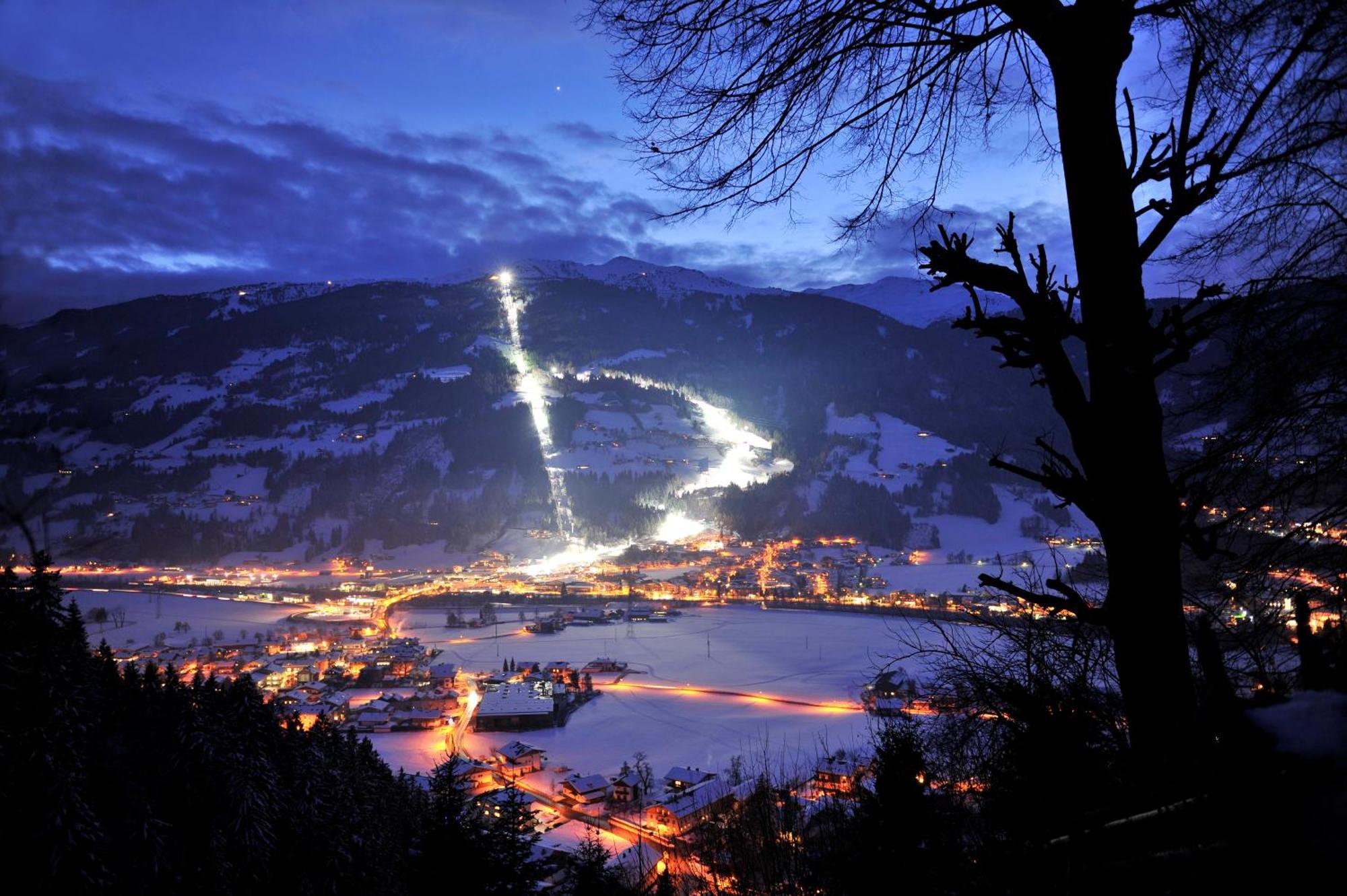 Hotel Landhaus Zillertal Fügen Buitenkant foto