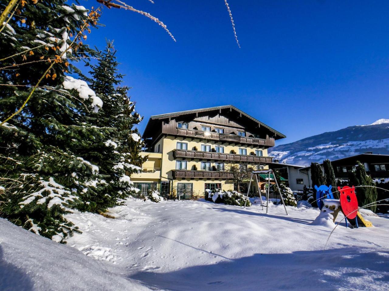 Hotel Landhaus Zillertal Fügen Buitenkant foto
