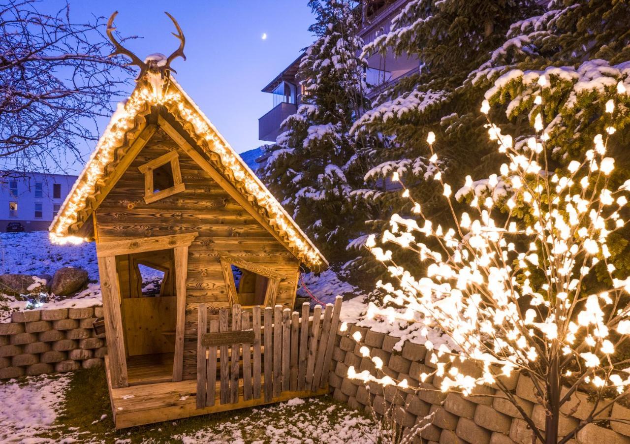 Hotel Landhaus Zillertal Fügen Buitenkant foto