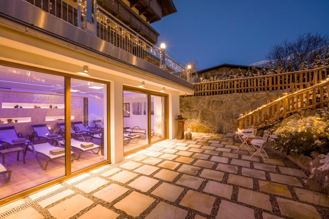 Hotel Landhaus Zillertal Fügen Buitenkant foto