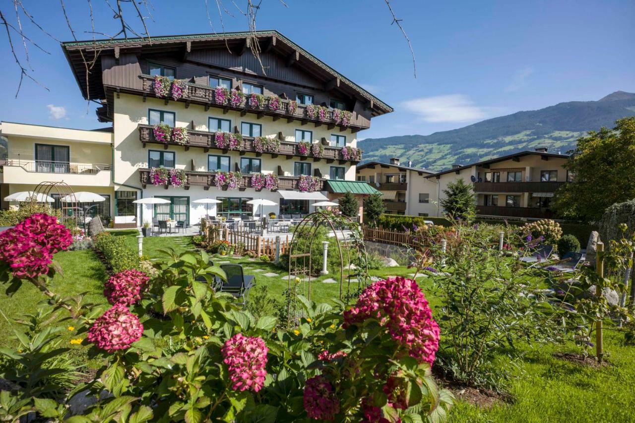 Hotel Landhaus Zillertal Fügen Buitenkant foto